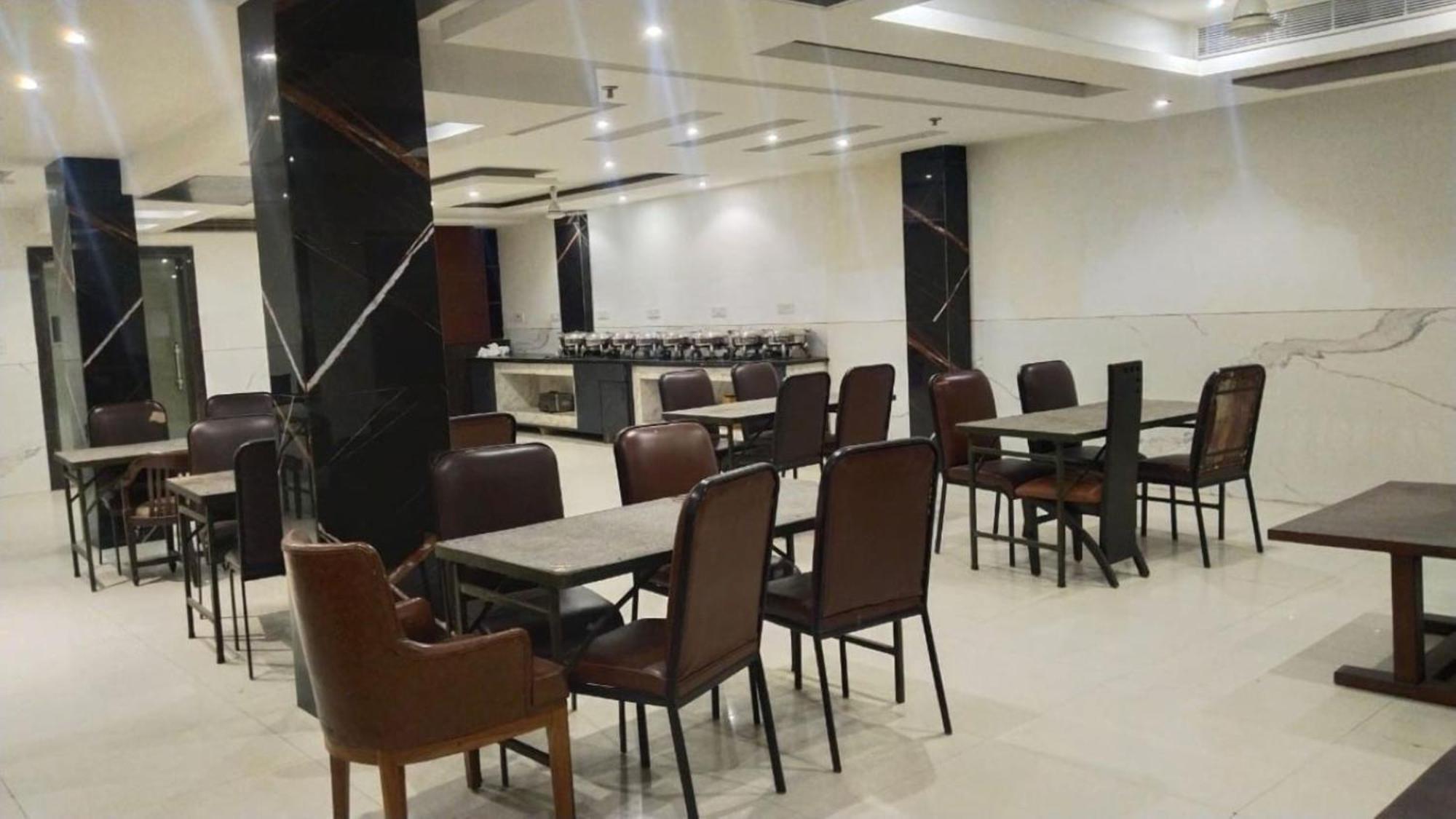 Hotel Aero Star By Star Group New Delhi Ngoại thất bức ảnh